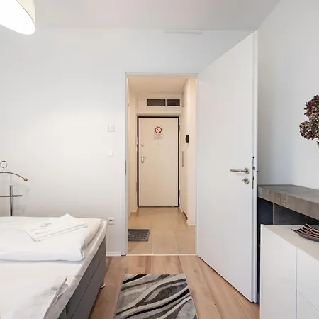Apartment Peter With Terrace Budapest