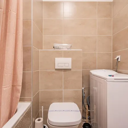 Peter With Terrace *